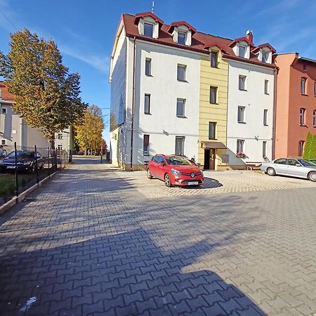 Apartament Pod Radiostacja -Gliwice Tarnogorska, Parking Free, Klimatyzacja Екстериор снимка