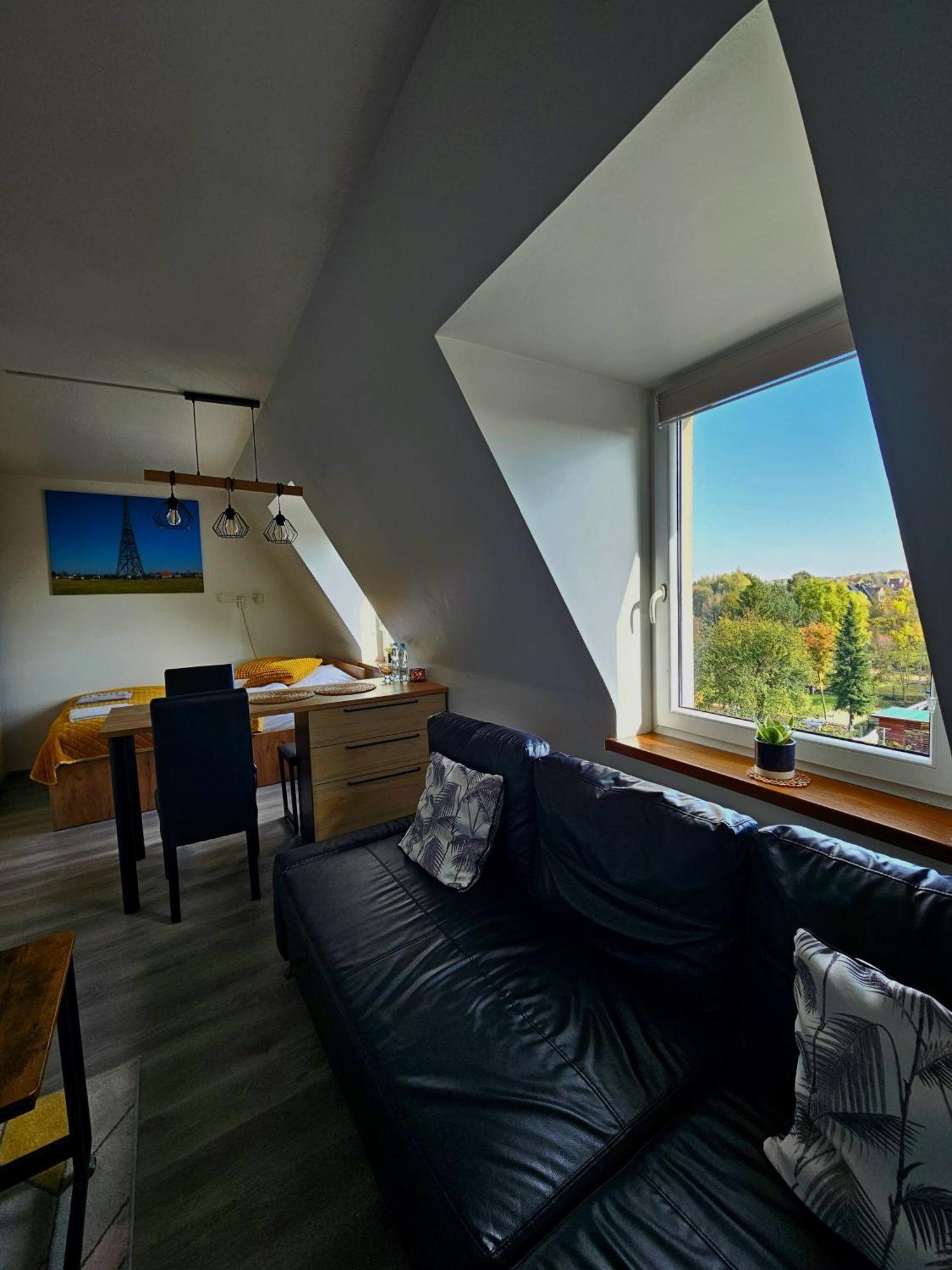 Apartament Pod Radiostacja -Gliwice Tarnogorska, Parking Free, Klimatyzacja Екстериор снимка